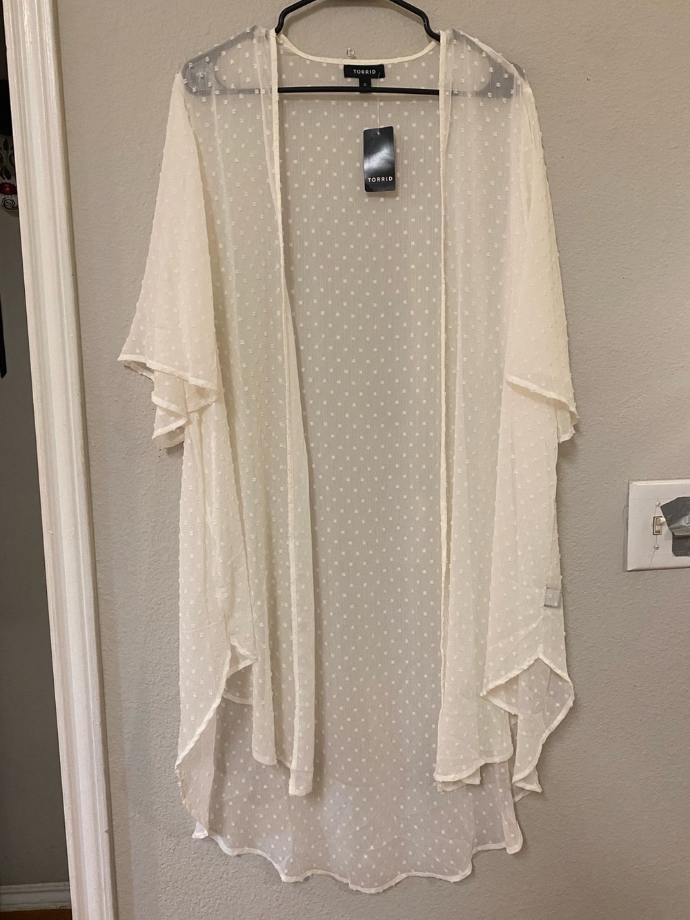 torrid Ivory Sheer Swiss Dot Kimono - Quick List For Show